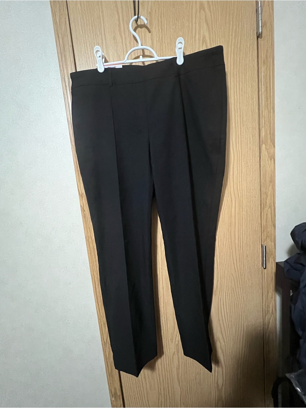 Hilary Radley Black Pull-On Slim Straight Pants